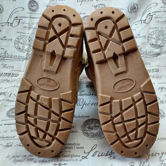 BearPaw Women's Elle Short Hickory Water Resistant Winter Boots - Picture 6 of 11